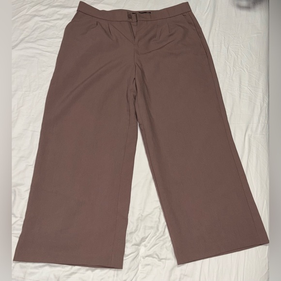 Torrid Wide Leg Tailored Twill Pant - Picture 7 of 10